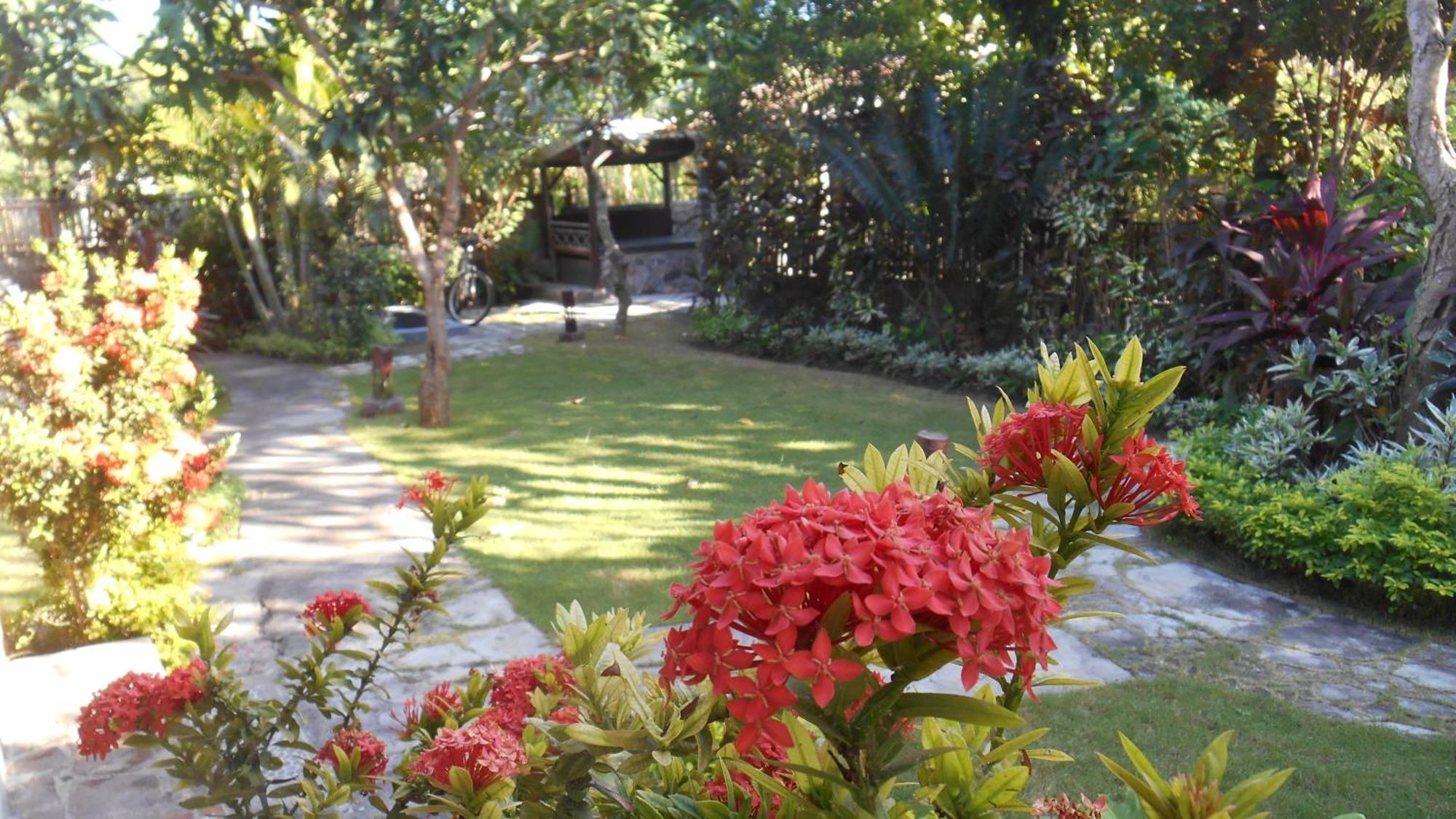 Taman Menjangan Homestay By Snorkelingmenjangan Banyuwedang Exterior photo
