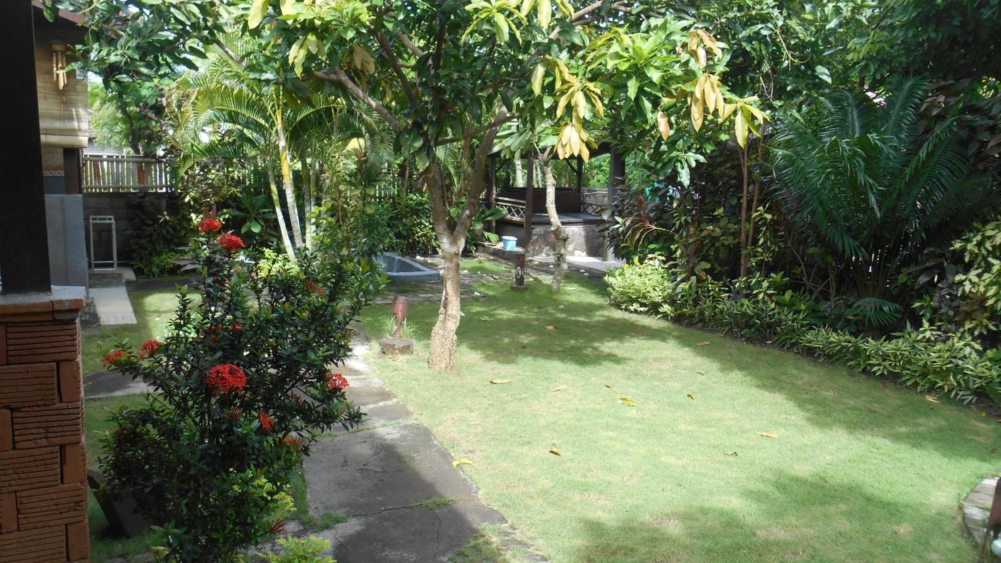 Taman Menjangan Homestay By Snorkelingmenjangan Banyuwedang Exterior photo